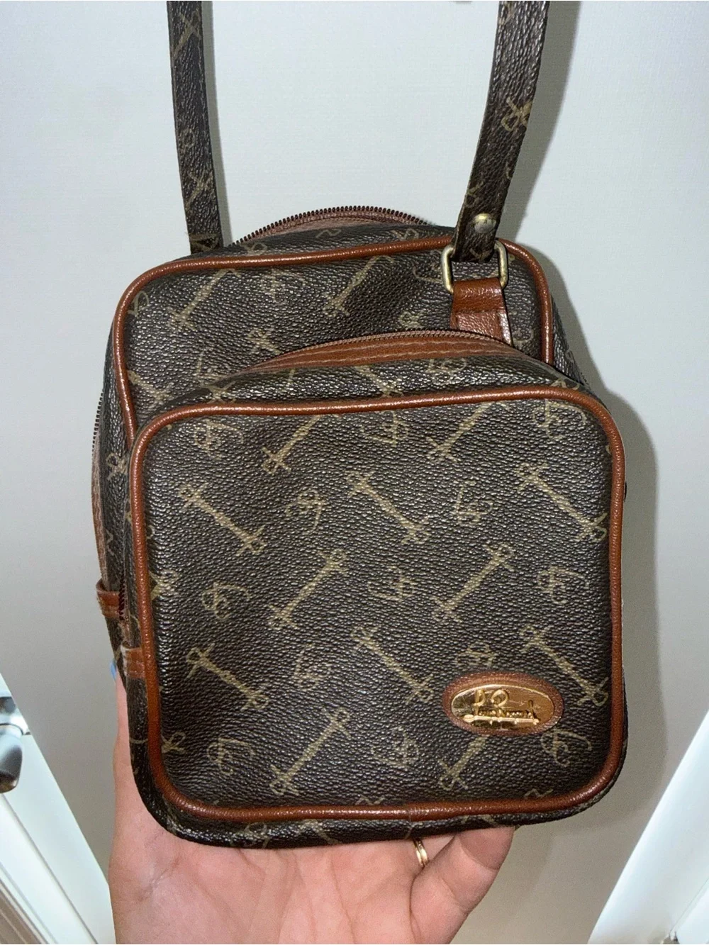 Vintage Louis Ronsard Crossbody Bag